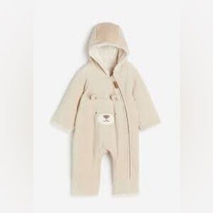 H&M Teddy Bear Bunting